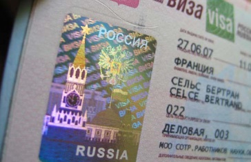 Визы для иностранцев на короткий срок могут отменить в Москве