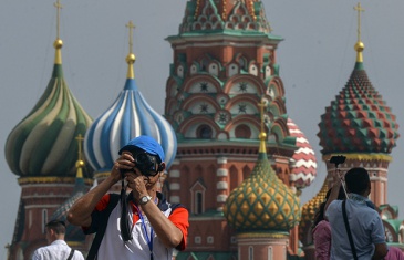 Сколько тратят туристы в Москве