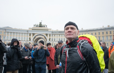 60-летний житель Санкт-Петербурга пешком прошел вокруг света за 2 года