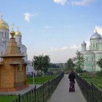 Дивеево. На территории Серафимо-Дивеевского монастыря