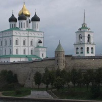 Псков. Вид на Троицкий собор в Псковском Кремле