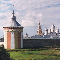 Вологда. Спасо-Прилуцкий монастырь. Стены и башни