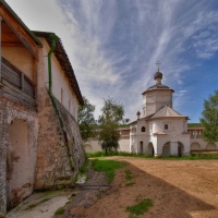 Монастырь в Старице
