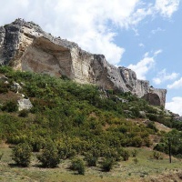 Качи-Кальон. Общий вид пещерного монастыря