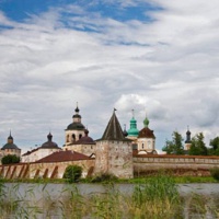 Кирилло-Белозерский монастырь со стороны Сиверского озера