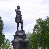 Петрозаводск. Памятник Петру Великому - основателю города