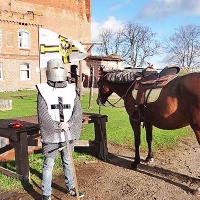 Замок Шаакен. Рыцарь и его конь