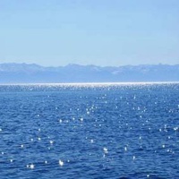 Листвянка. Вид с берега на озеро Байкал