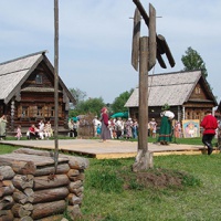 На территории Суздальского музея деревянного зодчества