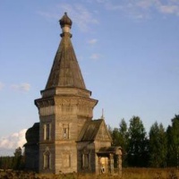 Красная Ляга, Сретено-Михайловская церковь