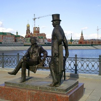 Йошкар-Ола. Памятник Пушкину и Онегину