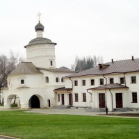 Старица. Успенский монастырь. Церковь Иоанна Богослова