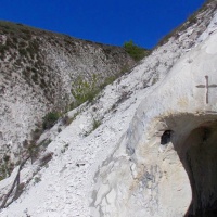Белогорский пещерный монастырь. Пещера Семейка
