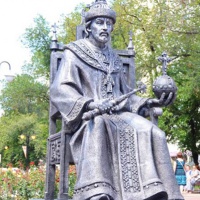 Белгород. Памятник царю Федору Иоанновичу