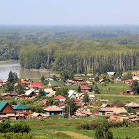 Вид на село Сростки