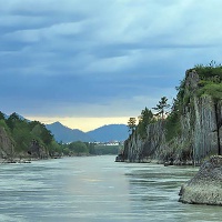 Река Катунь. Рядом с островом Патмос в Чемале