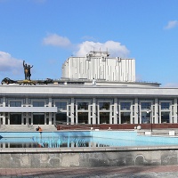 Барнаул. Алтайский театр драмы
