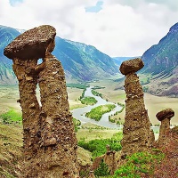 Урочище Ак-Курум. Каменные грибы и река Чулышман