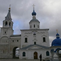 Боголюбовский монастырь, территория