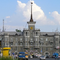 Барнаул. Здание под шпилем