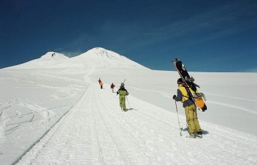 Курорт «Эльбрус» открыл горнолыжный сезон
