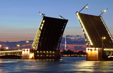 В Петербурге появится сеть плавучих гостиниц