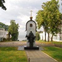 памятник преподобному Макарию Калязинскому