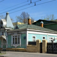 Деревянный домик на улице Гастелло . Москва, Сокольники