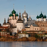 Вид на Ростов Великий с озера Неро