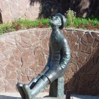 Памятник Циолковскому в Боровске