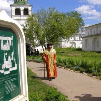 Царь Иван Грозный на прогулке