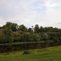 Москва-река в районе Звенигорода