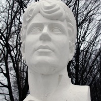 Памятник Есенину в городе Спас-Клепики