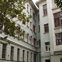 Дом на Патриарших Прудах в Москве.
