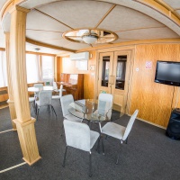 https://booking.infoflot.com/Photos/11253