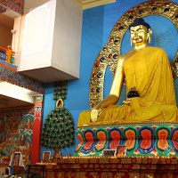 Элиста. Храм «Золотая обитель Будды Шакьямуни». Статуя Будды