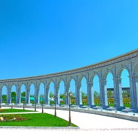 Ингушетия. Назрань. Мемориал Памяти и Славы. Колоннада