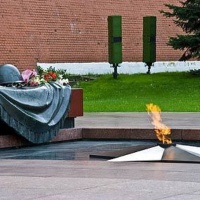 Москва. Могила Неизвестного солдата у Кремлевской стены