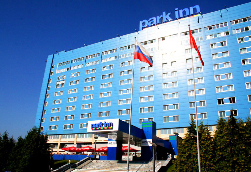 Парк инн москва. Park Inn Шереметьево. Отель парк ИНН Шереметьево. Парк Рэдиссон Шереметьево. Парк ИНН Москва Шереметьево.