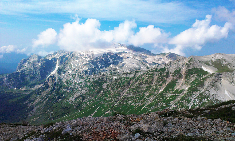 Особенности природы высокогорий. Высокогорье Адыгеи. Горы Адыгеи размером 706 на 470 пикселей. Ответ Высокогорье фауоа. Высокогорья пригодны для использования.
